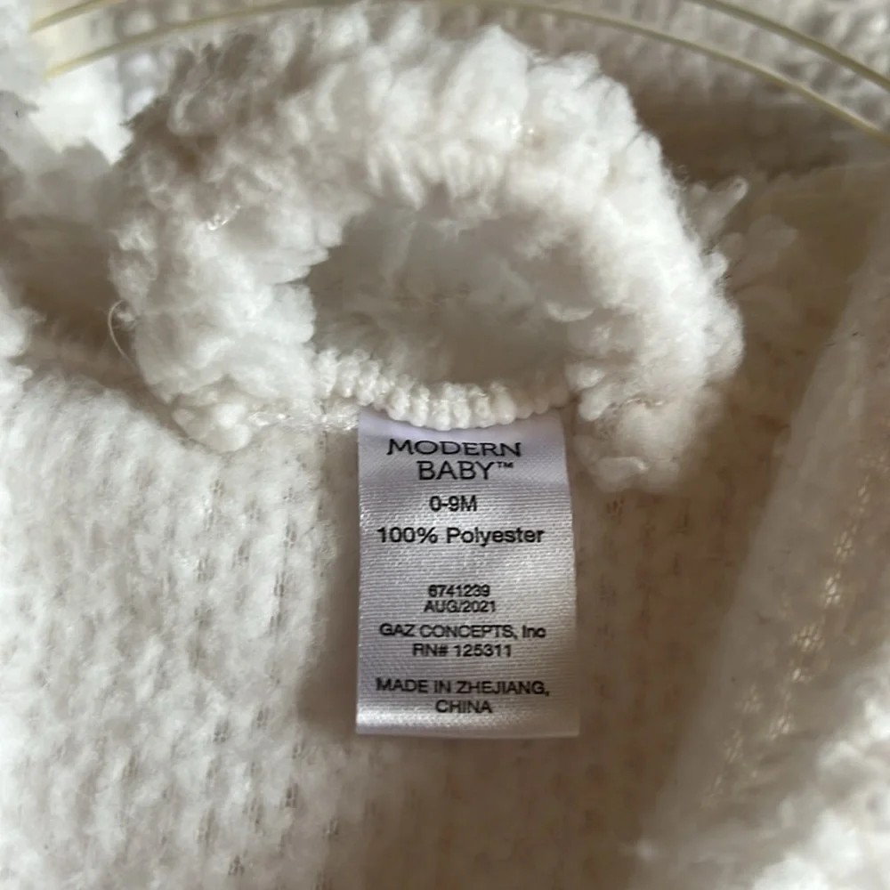 Modern Baby baby’s white fleece robe with reindeer hood. Size 0-9 months. NWOT